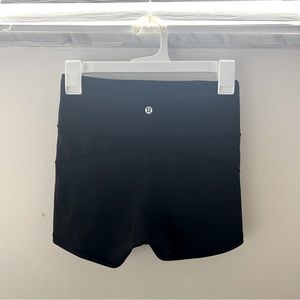 LULULEMON black spandex biker shorts, size 6